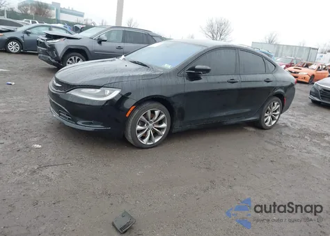 2015 Chrysler 200 S z USA, uszkodzony, nr VIN 1C3CCCBG3FN517745